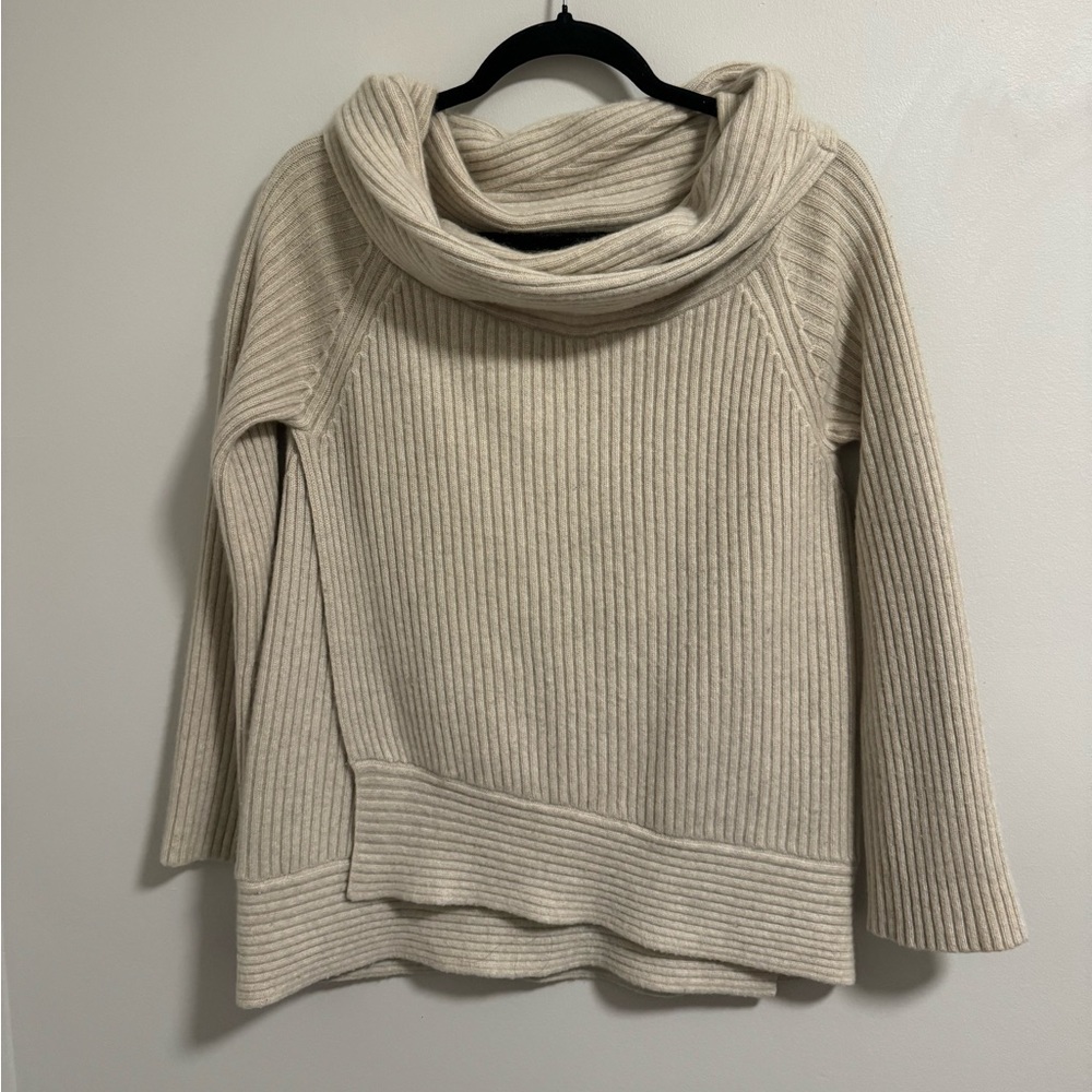 Donna Karan sweater